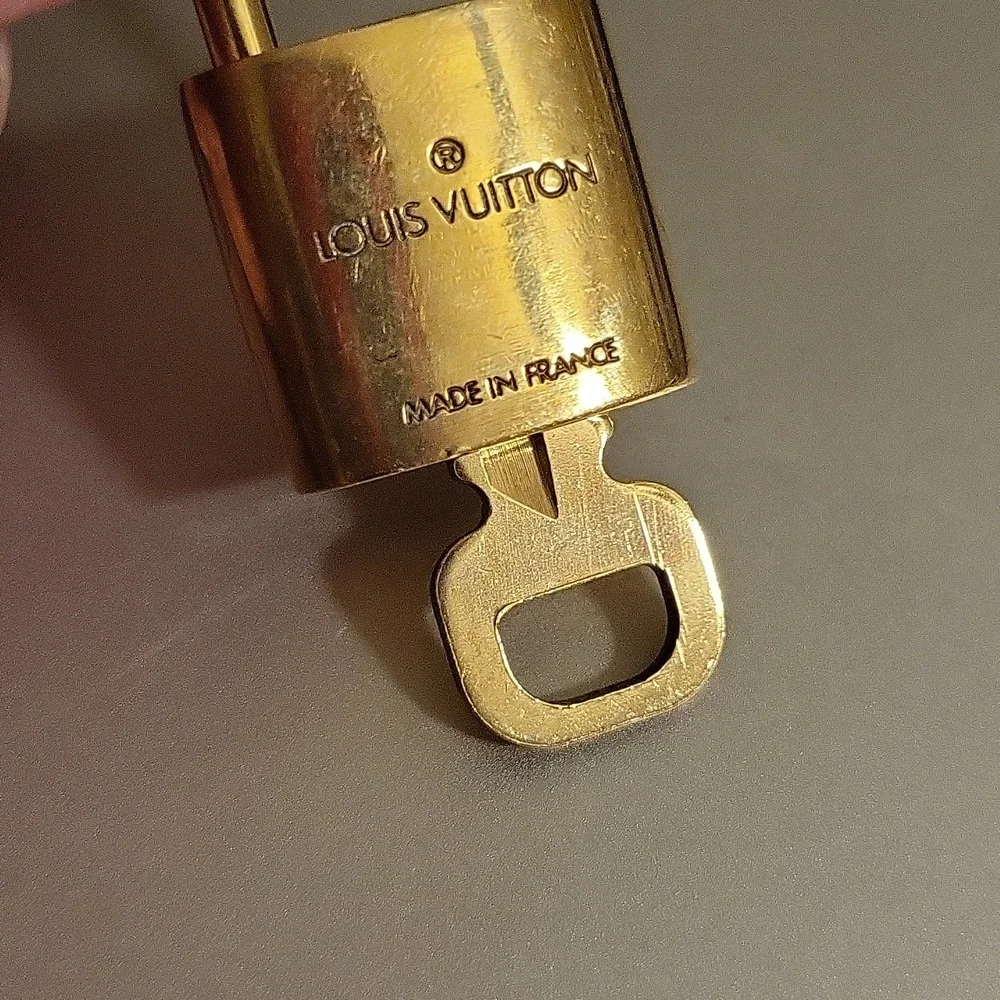 Louis Vuitton Authentic Lock & Key - Picture 6 of 16